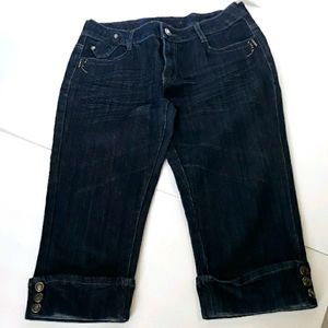 N & W  Denim jeans capri